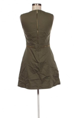 Rochie H&M, Mărime M, Culoare Bej, Preț 50,99 Lei