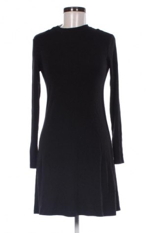 Рокля H&M Divided, Размер S, Цвят Черен, Цена 39,14 лв.