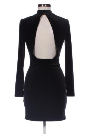 Рокля H&M Divided, Размер M, Цвят Черен, Цена 39,00 лв.