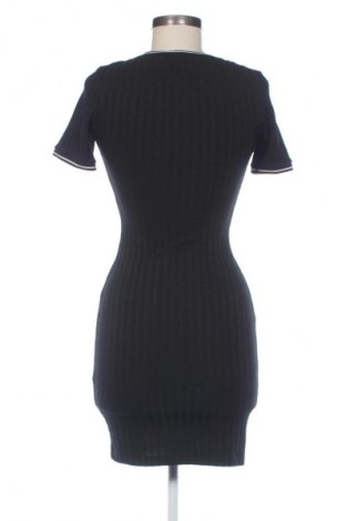 Šaty  H&M Divided, Velikost S, Barva Černá, Cena  494,00 Kč