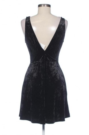 Sukienka H&M Divided, Rozmiar M, Kolor Czarny, Cena 143,00 zł