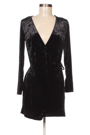 Рокля H&M Divided, Размер S, Цвят Черен, Цена 9,99 лв.