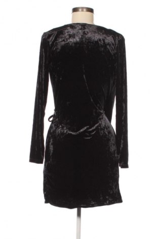 Рокля H&M Divided, Размер S, Цвят Черен, Цена 9,99 лв.