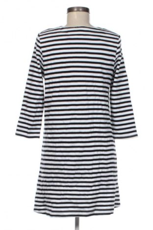 Рокля H&M L.O.G.G., Размер M, Цвят Многоцветен, Цена 11,99 лв.