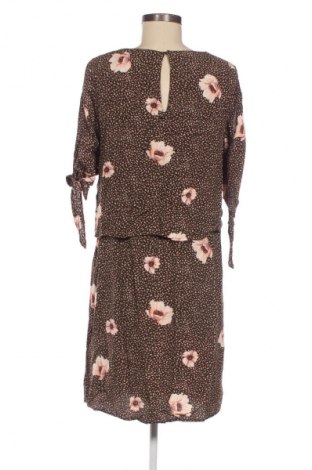 Šaty  H&M Mama, Velikost M, Barva Vícebarevné, Cena  495,00 Kč