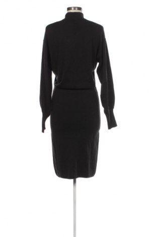 Kleid In Wear, Größe M, Farbe Schwarz, Preis 39,99 €