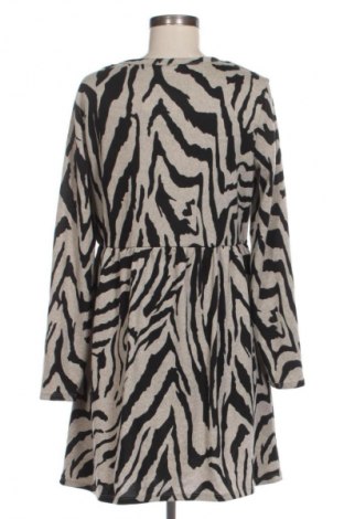 Sukienka Jdy, Rozmiar L, Kolor Kolorowy, Cena 37,99 zł