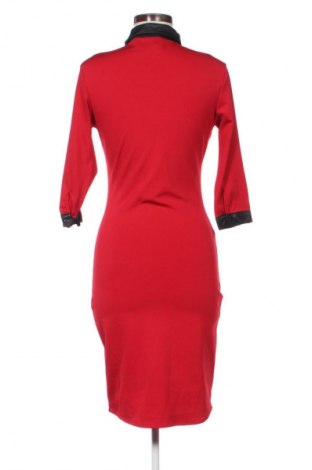 Šaty  Jennyfer, Velikost M, Barva Červená, Cena  494,00 Kč