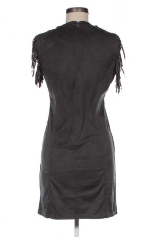 Šaty  Kaporal, Veľkosť M, Farba Sivá, Cena  12,95 €