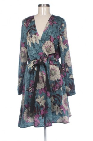 Рокля Karen Millen, Размер L, Цвят Многоцветен, Цена 123,00 лв.