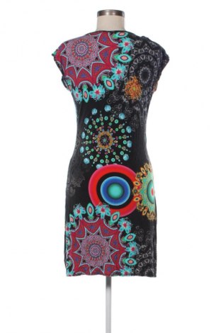 Рокля Lara, Размер S, Цвят Многоцветен, Цена 39,03 лв.