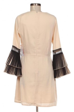 Sukienka Little Mistress, Rozmiar M, Kolor Beżowy, Cena 248,26 zł