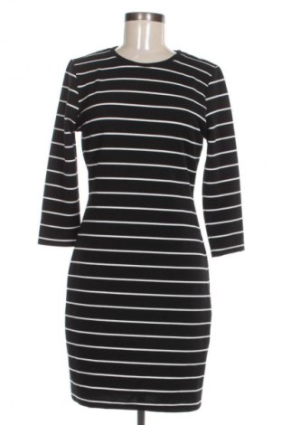 Sukienka Liz Devy, Rozmiar M, Kolor Kolorowy, Cena 23,99 zł