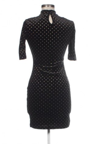 Sukienka Loavies, Rozmiar S, Kolor Kolorowy, Cena 38,99 zł