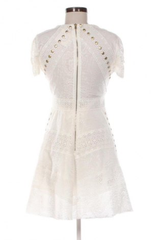 Šaty  Maje, Velikost M, Barva Bílá, Cena  4 129,00 Kč