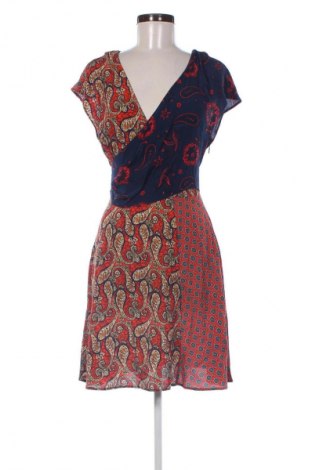 Рокля Mango, Размер M, Цвят Многоцветен, Цена 34,00 лв.