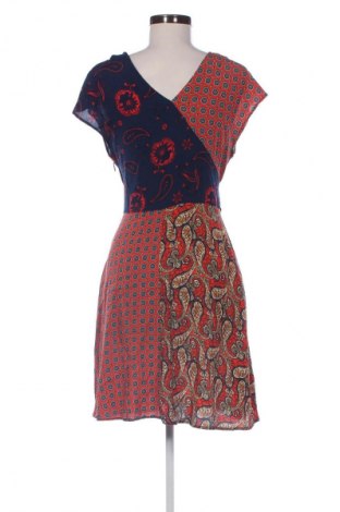 Рокля Mango, Размер M, Цвят Многоцветен, Цена 34,00 лв.
