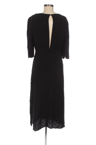 Šaty  Mango, Velikost M, Barva Černá, Cena  697,00 Kč