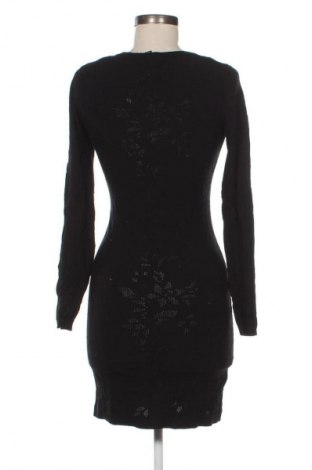 Sukienka Mango, Rozmiar S, Kolor Czarny, Cena 60,99 zł