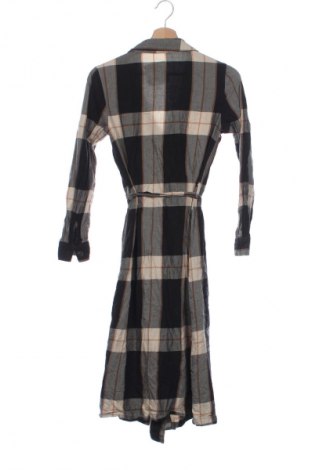 Šaty  Mango, Velikost XS, Barva Vícebarevné, Cena  379,00 Kč