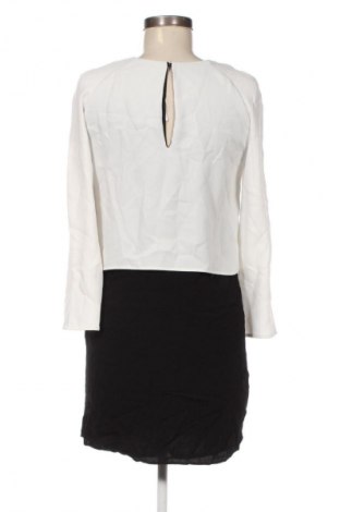 Рокля Mango, Размер XS, Цвят Многоцветен, Цена 15,99 лв.