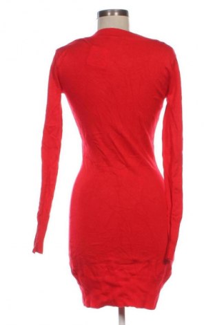 Ruha Melrose, Méret M, Szín Piros, Ár 3 339 Ft