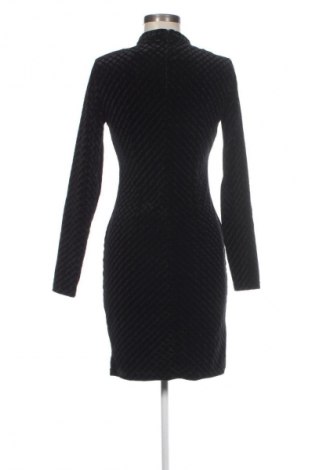 Sukienka Minimum, Rozmiar S, Kolor Czarny, Cena 42,99 zł