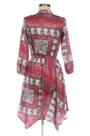 Рокля Mohito, Размер XXS, Цвят Многоцветен, Цена 10,00 лв.