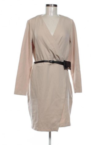 Рокля Mohito, Размер L, Цвят Бежов, Цена 62,56 лв.