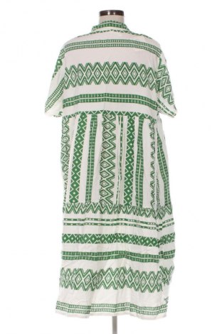 Rochie NEW COLLECTION, Mărime M, Culoare Multicolor, Preț 126,32 Lei