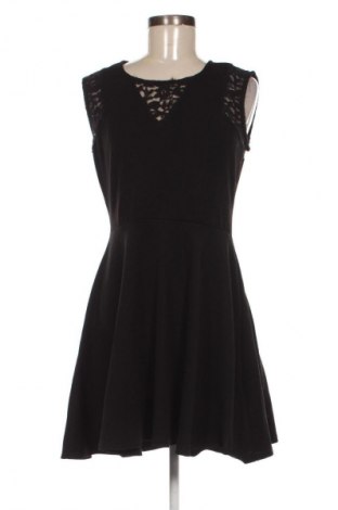 Φόρεμα Naf Naf, Μέγεθος M, Χρώμα Μαύρο, Τιμή 14,99 €