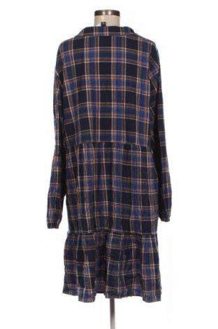 Kleid New Look, Größe 3XL, Farbe Mehrfarbig, Preis € 14,99