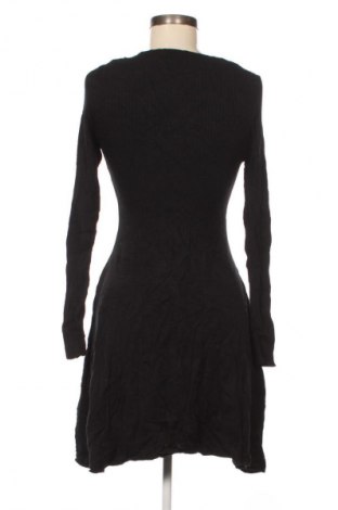 Sukienka ONLY, Rozmiar M, Kolor Czarny, Cena 39,99 zł