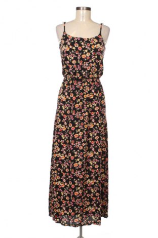 Рокля ONLY, Размер XS, Цвят Многоцветен, Цена 77,99 лв.