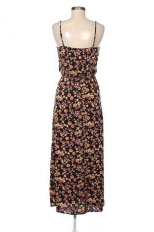 Рокля ONLY, Размер XS, Цвят Многоцветен, Цена 77,99 лв.