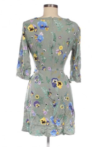 Рокля Oasis, Размер M, Цвят Многоцветен, Цена 57,25 лв.