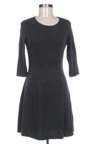 Рокля Orsay, Размер S, Цвят Черен, Цена 20,96 €