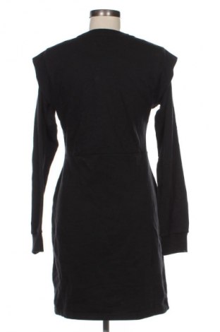 Ruha Page One, Méret M, Szín Fekete, Ár 3 429 Ft