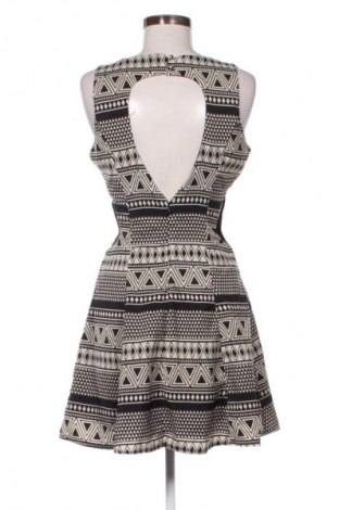 Šaty  Parisian Collection, Velikost M, Barva Vícebarevné, Cena  494,00 Kč