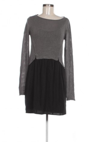 Рокля Promod, Размер M, Цвят Многоцветен, Цена 14,99 лв.