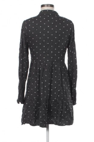 Φόρεμα Pull&Bear, Μέγεθος M, Χρώμα Πολύχρωμο, Τιμή 14,99 €