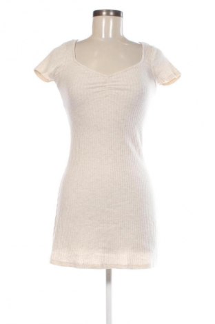 Φόρεμα Pull&Bear, Μέγεθος S, Χρώμα  Μπέζ, Τιμή 20,00 €