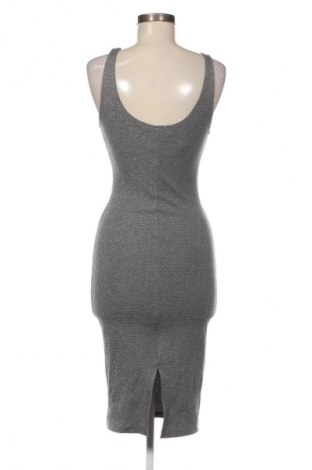 Kleid Pull&Bear, Größe L, Farbe Grau, Preis € 14,99