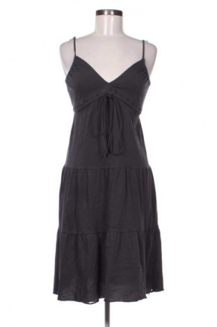 Ruha Replay, Méret M, Szín Szürke, Ár 8 288 Ft