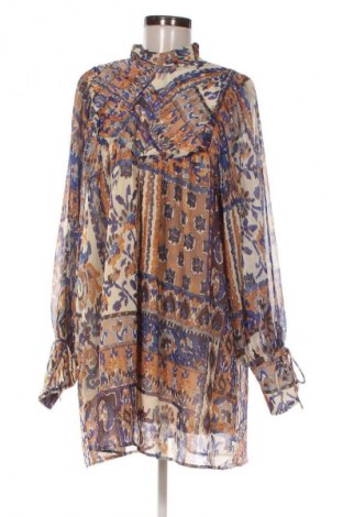 Sukienka Reserved, Rozmiar M, Kolor Kolorowy, Cena 90,00 zł