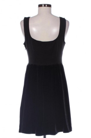 Ruha Reserved, Méret M, Szín Fekete, Ár 12 400 Ft