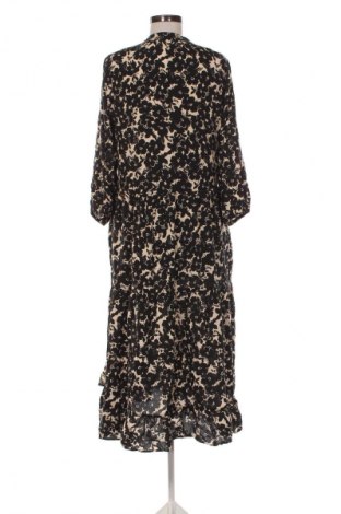 Sukienka Reserved, Rozmiar M, Kolor Kolorowy, Cena 130,00 zł