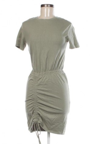 Kleid Reserved, Größe S, Farbe Grün, Preis 19,96 €