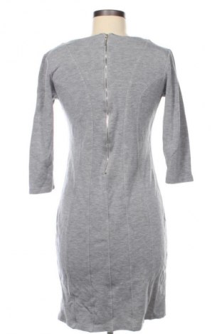 Kleid Reserved, Größe L, Farbe Grau, Preis 20,03 €