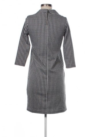 Šaty  Reserved, Velikost S, Barva Vícebarevné, Cena  460,00 Kč